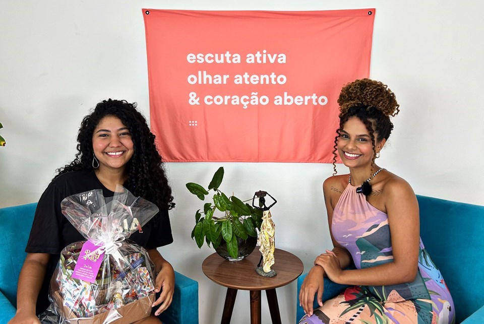 “Papod Preta”: Podcast apoia jovens negras capixabas na transição para a vida adulta